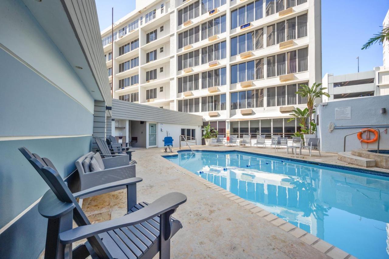 Holiday Inn Express San Juan Condado By Ihg Экстерьер фото