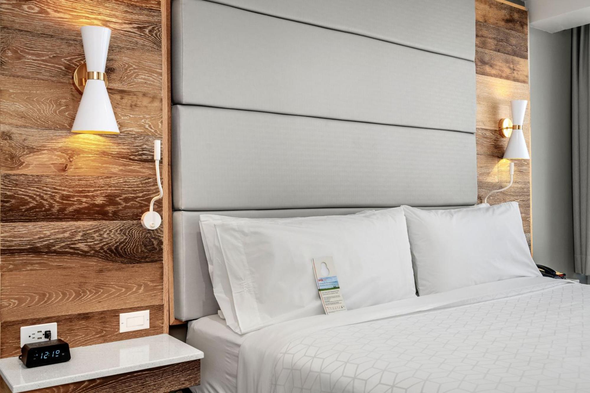 Holiday Inn Express San Juan Condado By Ihg Экстерьер фото